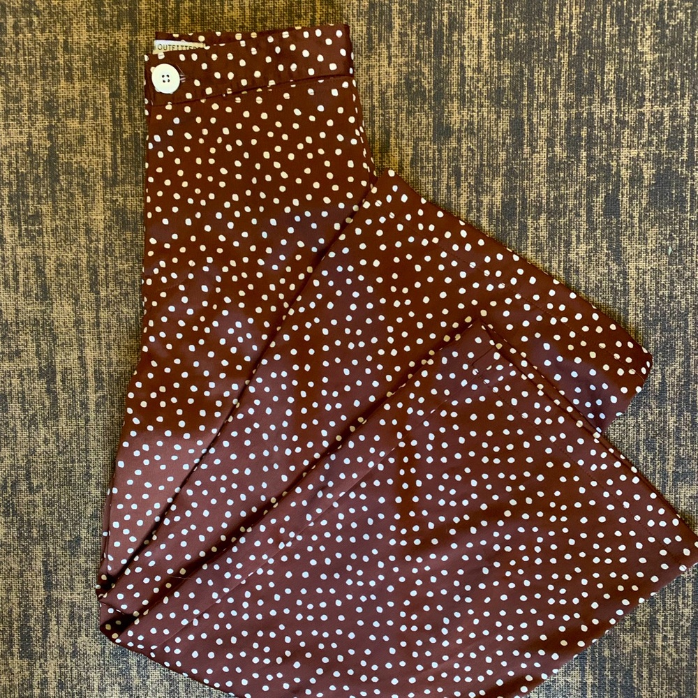 Cute flare wide leg pants from urban outfitters, 90’s 80’s vibes